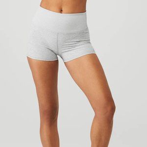 Alo NWT Alosoft Aura Short in Grey Size XS (currently sold out!!!)